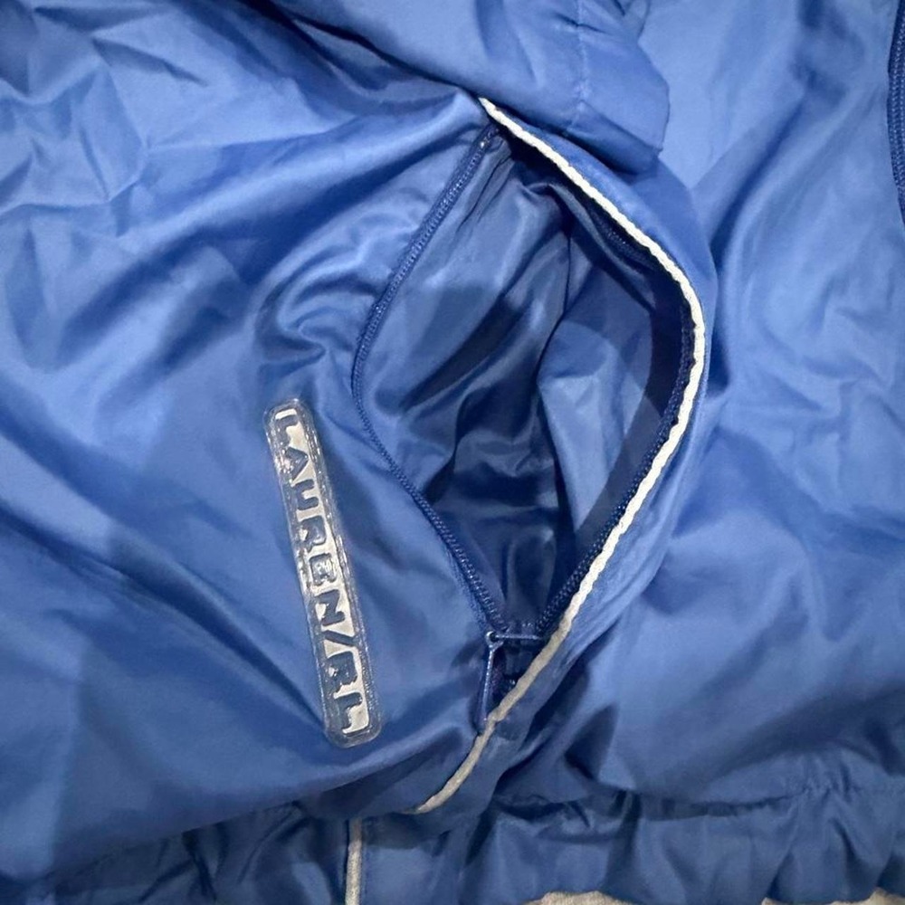 Ralph Lauren blue windbreaker jacket with gray lining, size M - Picture 3 of 4